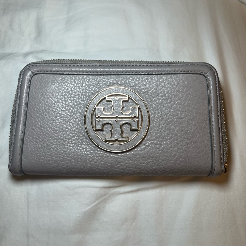 Tory Burch wallet